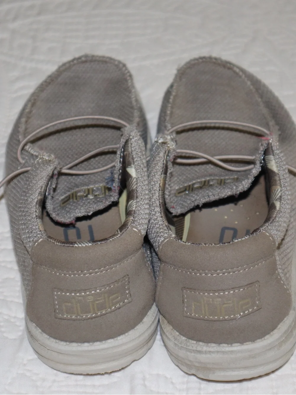 Nautica KMens Slip-On Sneakers in Taupe